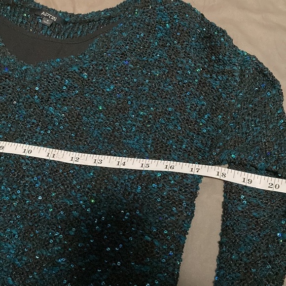 Apt9 sequin sweater with attached tank - Picture 5 of 10